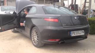 Alfa Romeo GT 19 JTD exhaust sound straight pipes [upl. by Yvan]