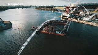 Mammoet Mega Jack System in action by the Matagarup Bridge construction [upl. by Stevenson378]