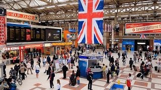 A Walk Through The London Victoria Station London England [upl. by Charters]